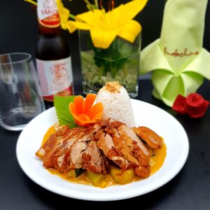 Vịt quay sốt cà ri Indochine